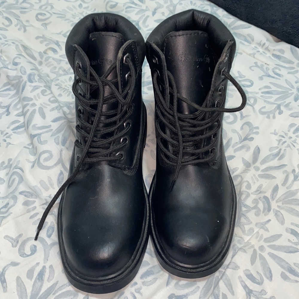 Genuine Grip water proof Men shoes
